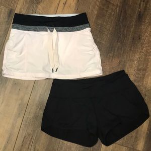 RARE Lululemon skirt PLUS free black shorts